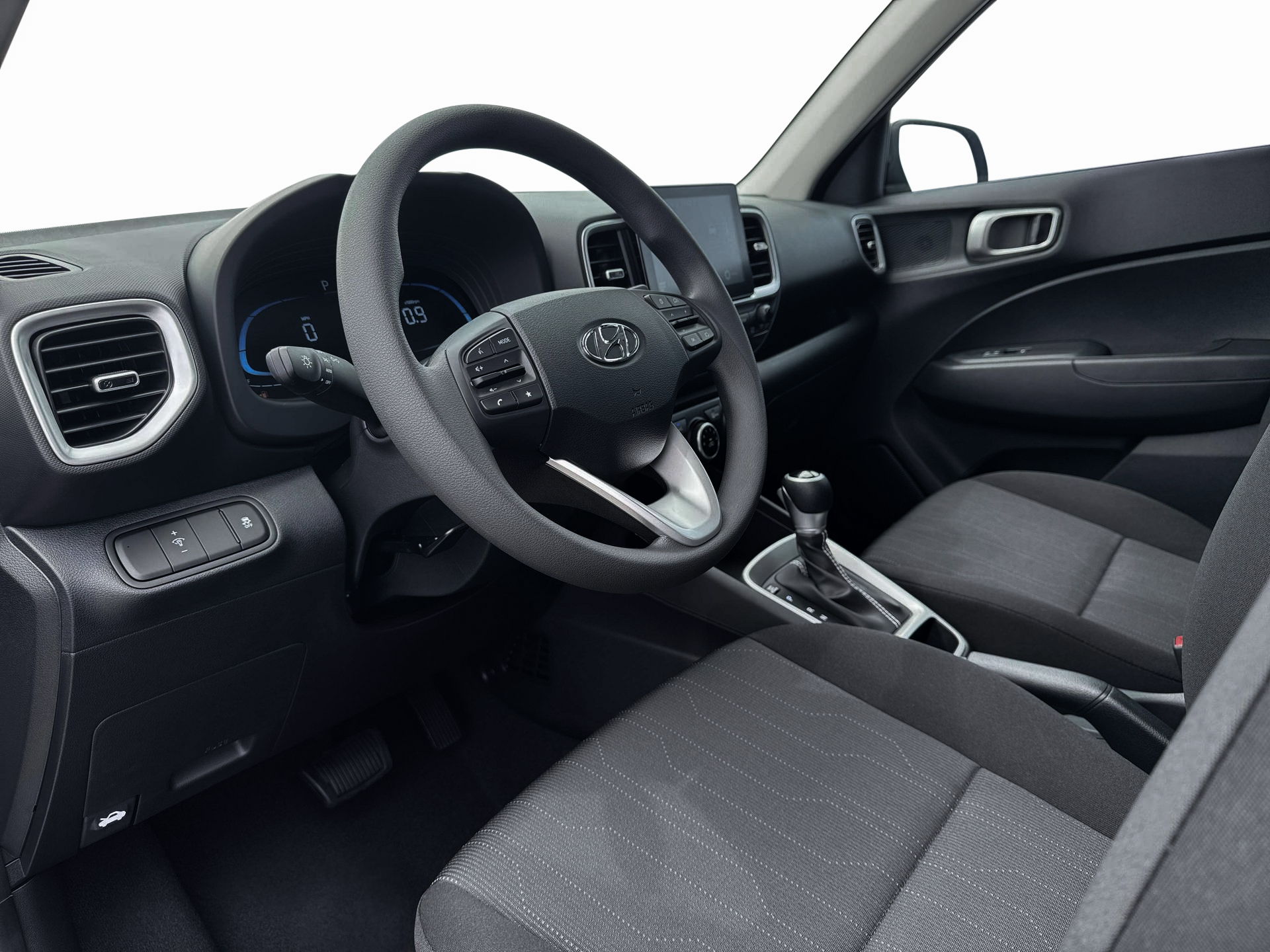 New 2026 White Hyundai SE image 42