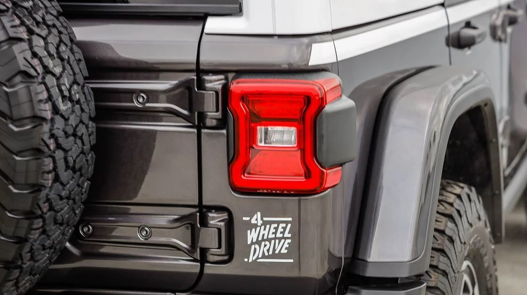 New 2026 Gray Jeep Rubicon image 10