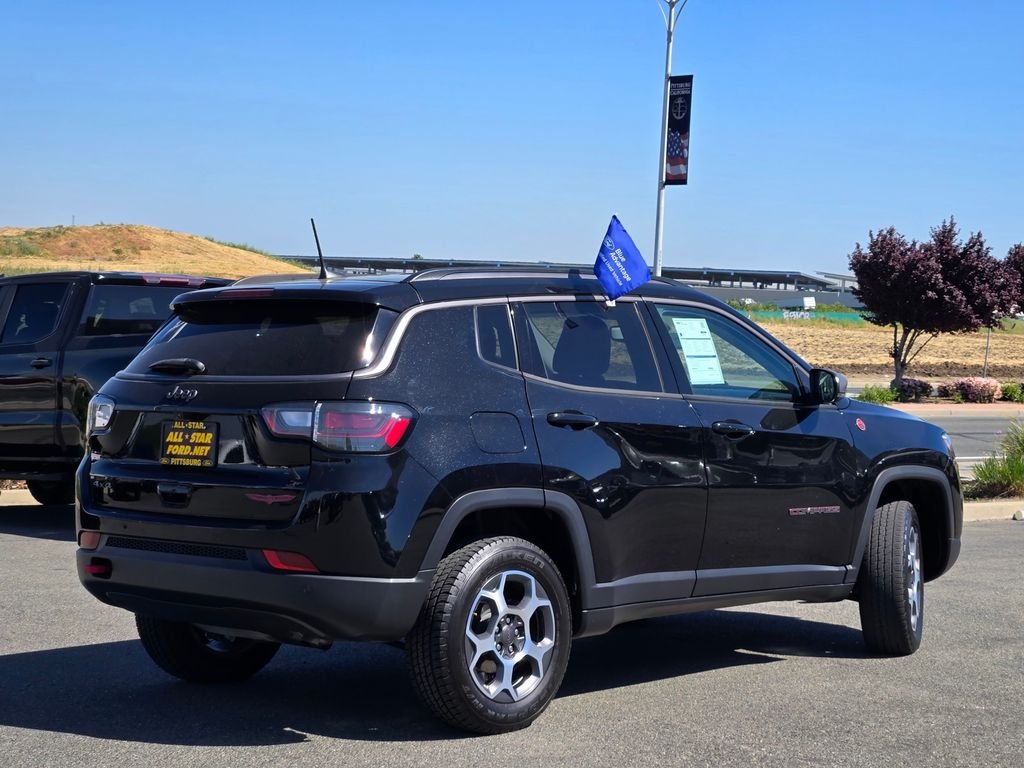 Used 2022 Black Jeep Trailhawk image 4