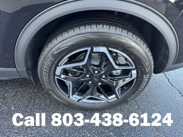 New 2026 Agate Black Metallic Ford Platinum™ image 21