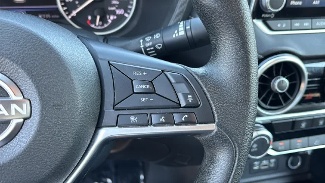 Used 2025  Nissan SV image 23