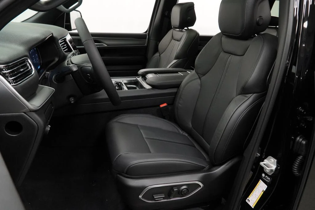 New 2026 High Gloss Black Exterior Paint Jeep  image 4