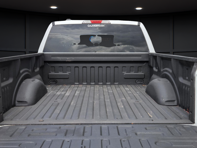 Used 2022 White Ford XL image 7