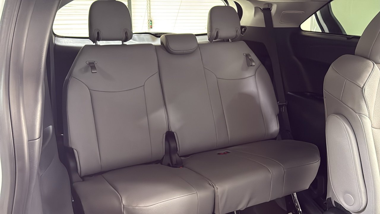 New 2026 Wind Chill Pearl <sup>1</sup> Toyota  XLE image 17