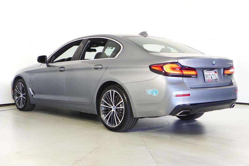 Certified Used 2023 Skyscraper Gray Metallic BMW 530e iPerformance image 9