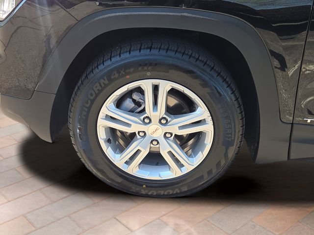 Used 2024 Ebony Twilight Metallic GMC SLE image 22