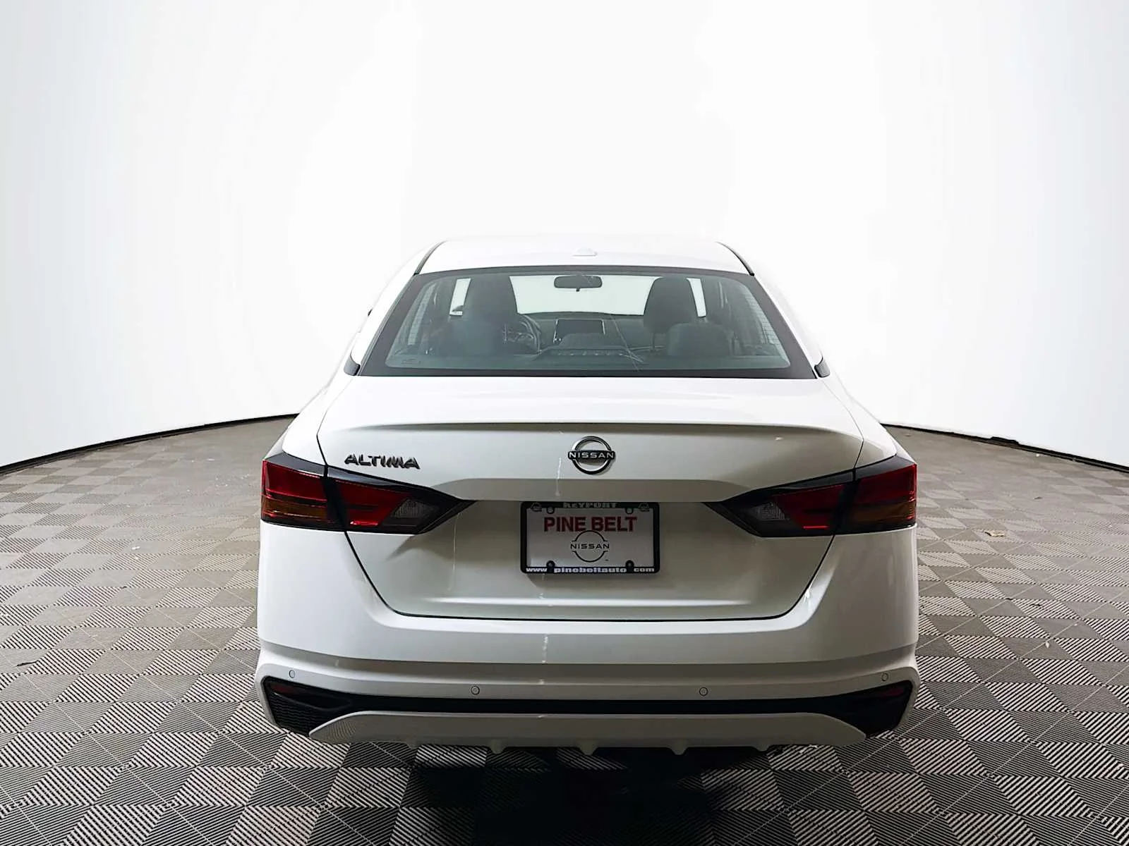 Certified Used 2025 Glacier White Nissan SV image 5