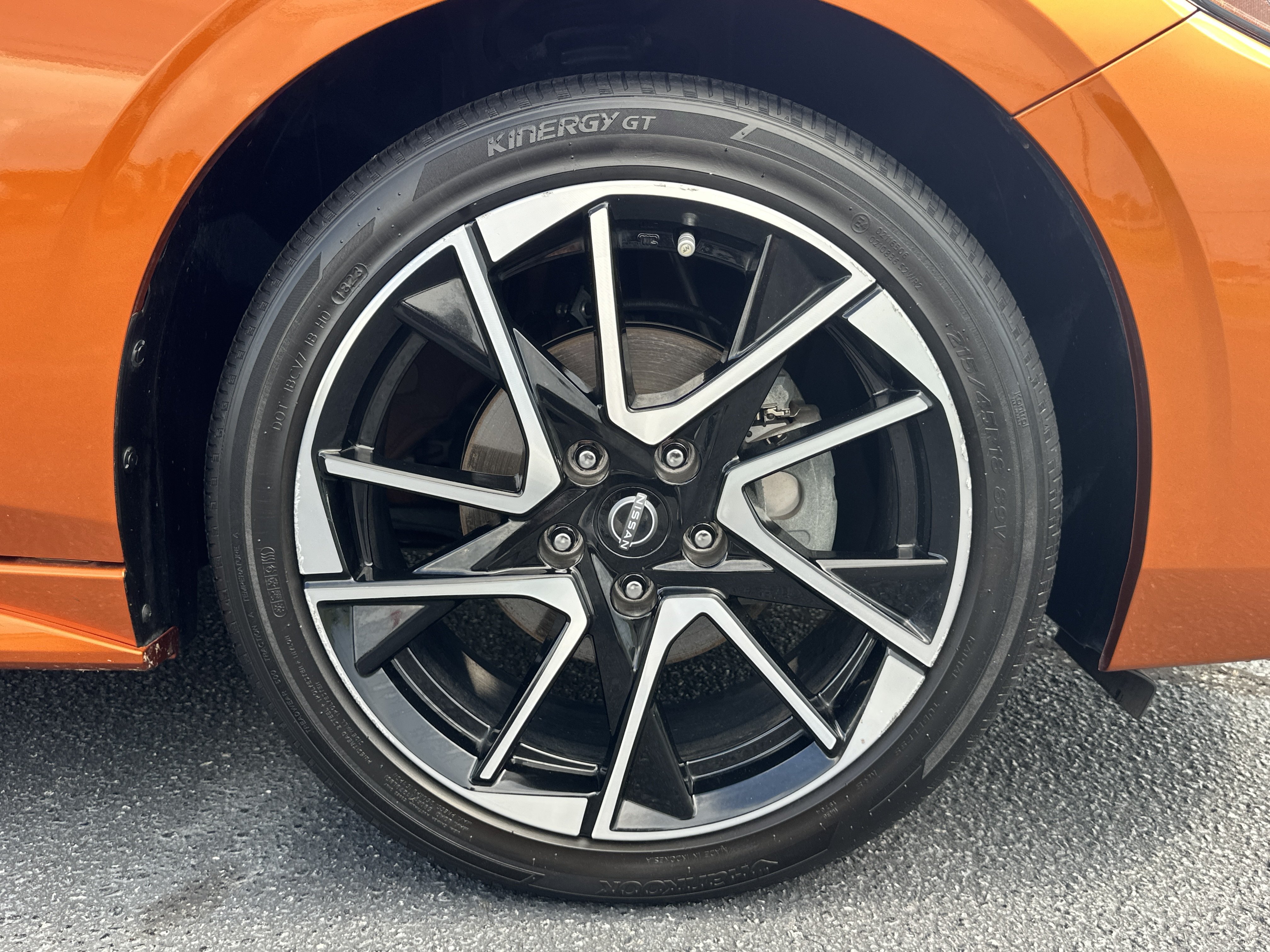 Used 2024 Monarch Orange Metallic/Super Black Nissan SR image 12