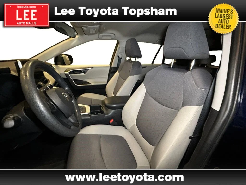 Certified Used 2025 Blueprint Toyota Hybrid XLE image 9