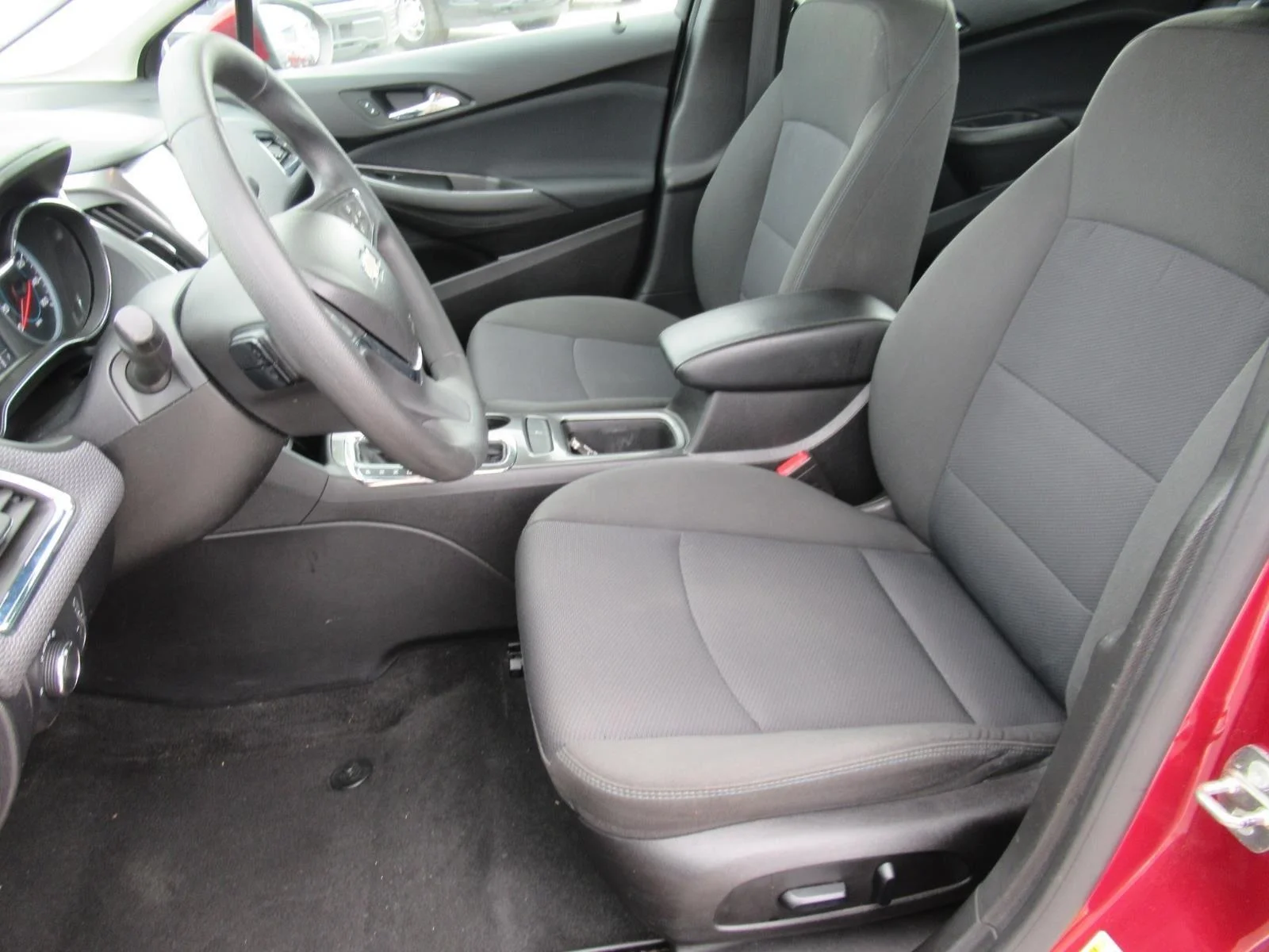 Used 2018 Red Chevrolet LT image 16