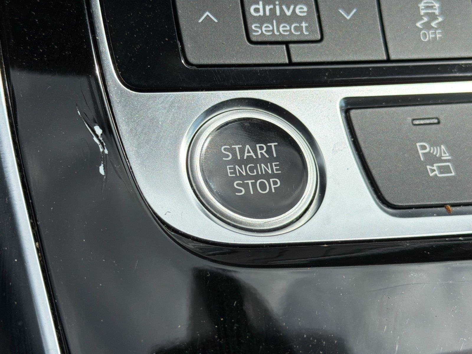 Used 2024  Audi Premium Plus image 22