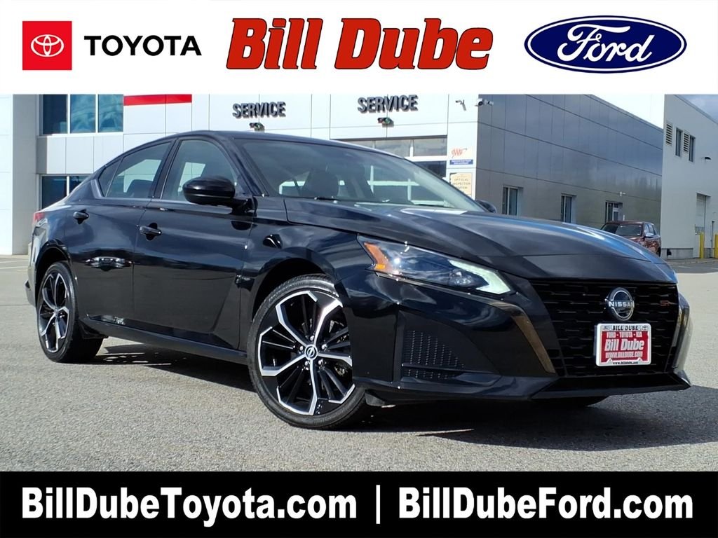 2024 Nissan Altima SR