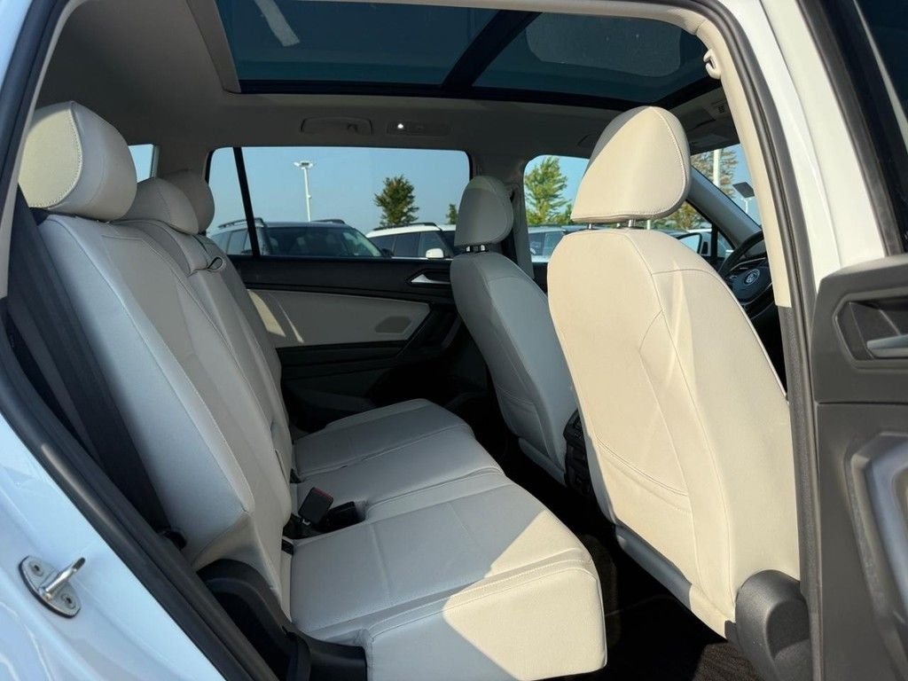 Used 2021 White Volkswagen 2.0T SE image 11