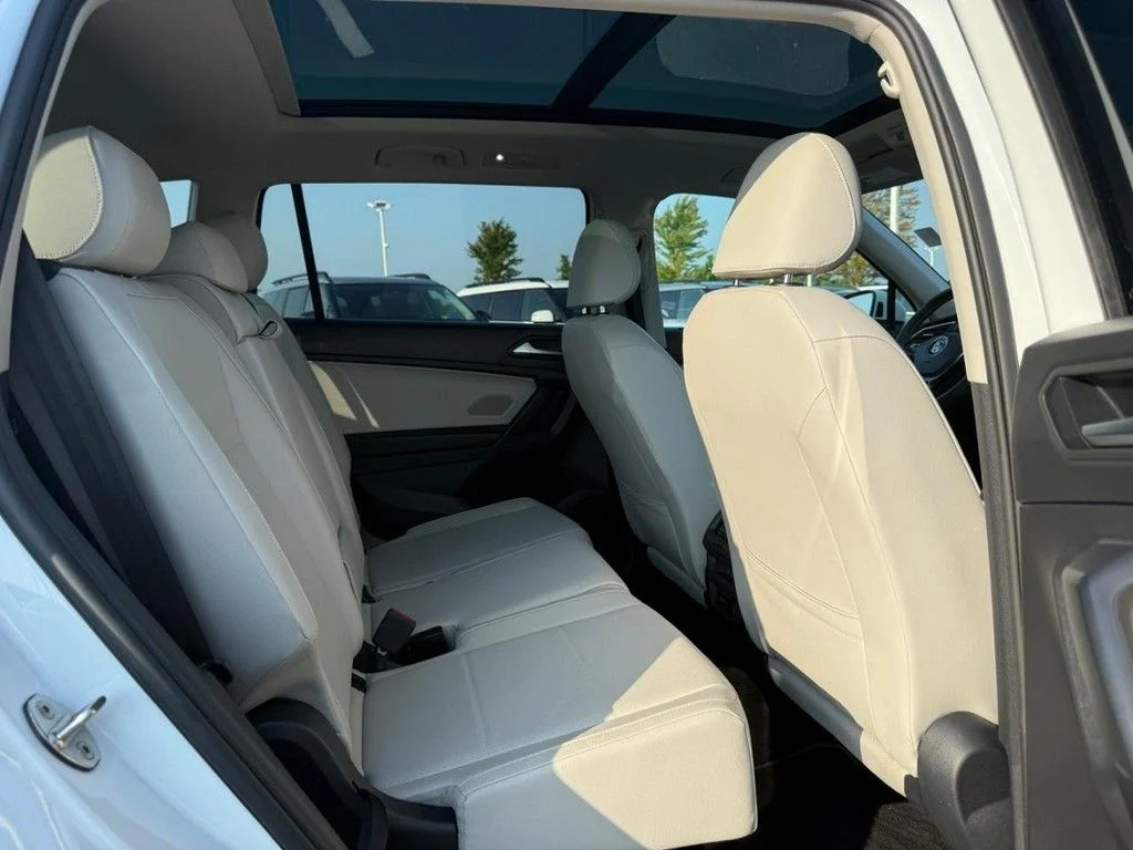 Used 2021 White Volkswagen 2.0T SE image 11