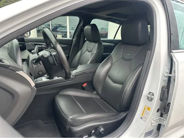 Certified Used 2025 Summit White Cadillac Premium Luxury image 7