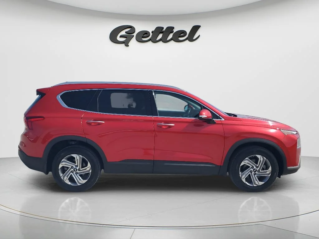 Used 2023 Red Hyundai SEL image 4