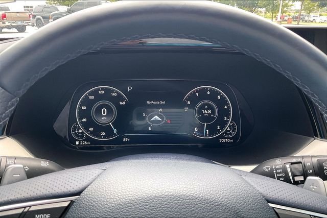 Used 2022 White Hyundai Calligraphy image 18