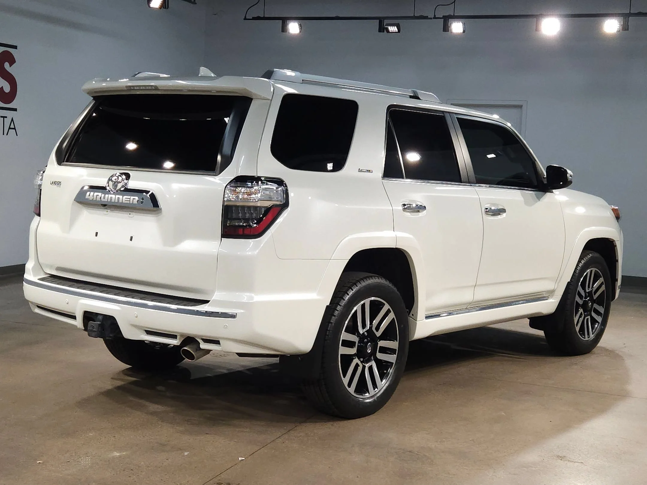 Used 2023 Blizzard Pearl Toyota Limited image 7