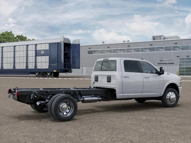 New 2026 Bright White Clear-Coat Exterior Paint RAM Tradesman image 14