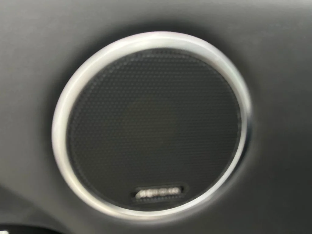 Used 2022 White Land Rover HSE Silver Edition image 15