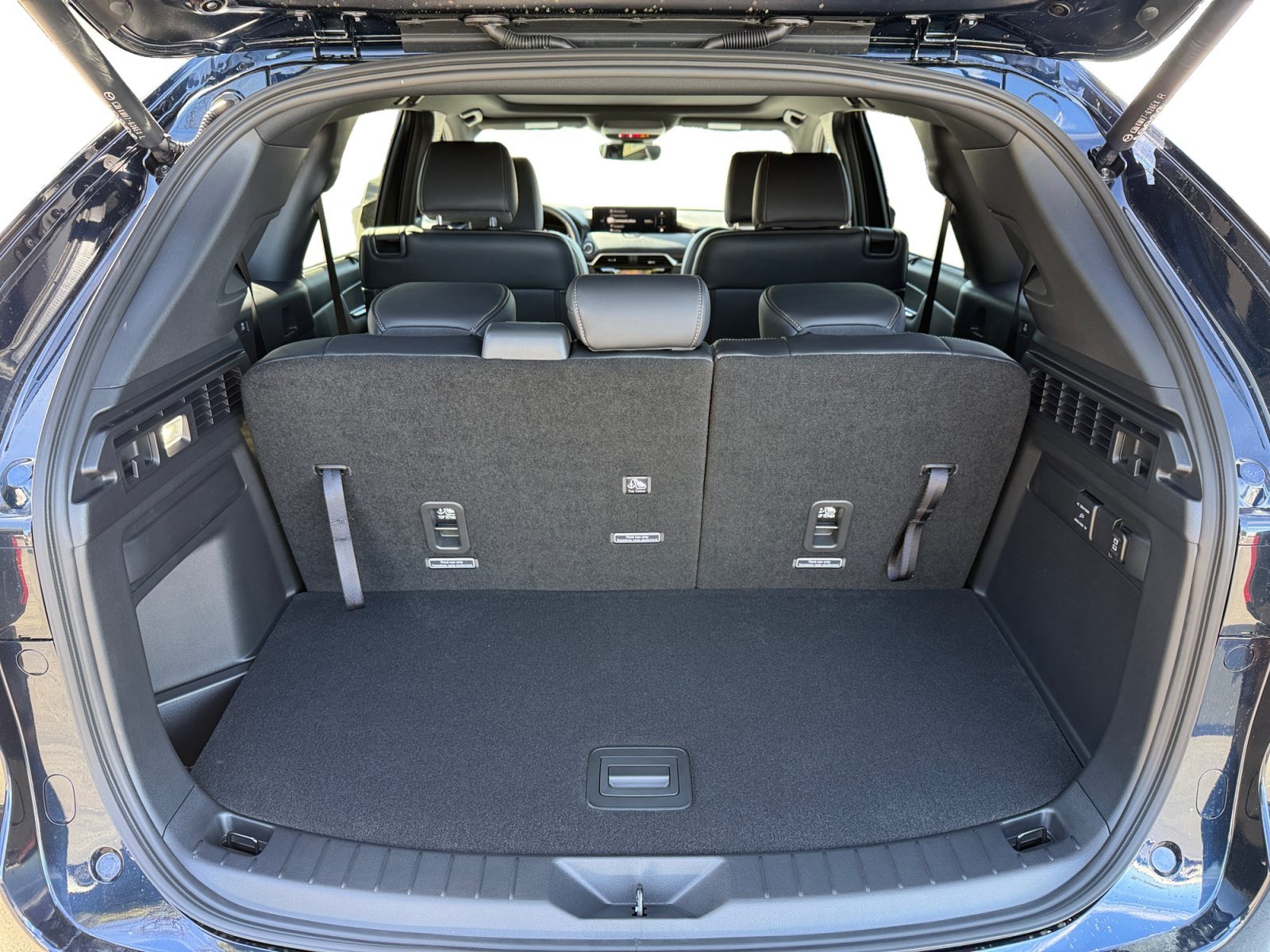 2026 Mazda CX-90 Premium Plus Package - Photo 17