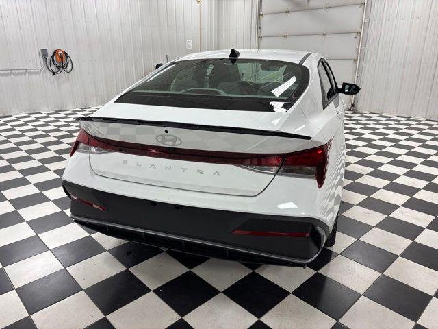 New 2026 White Hyundai SEL Sport image 4