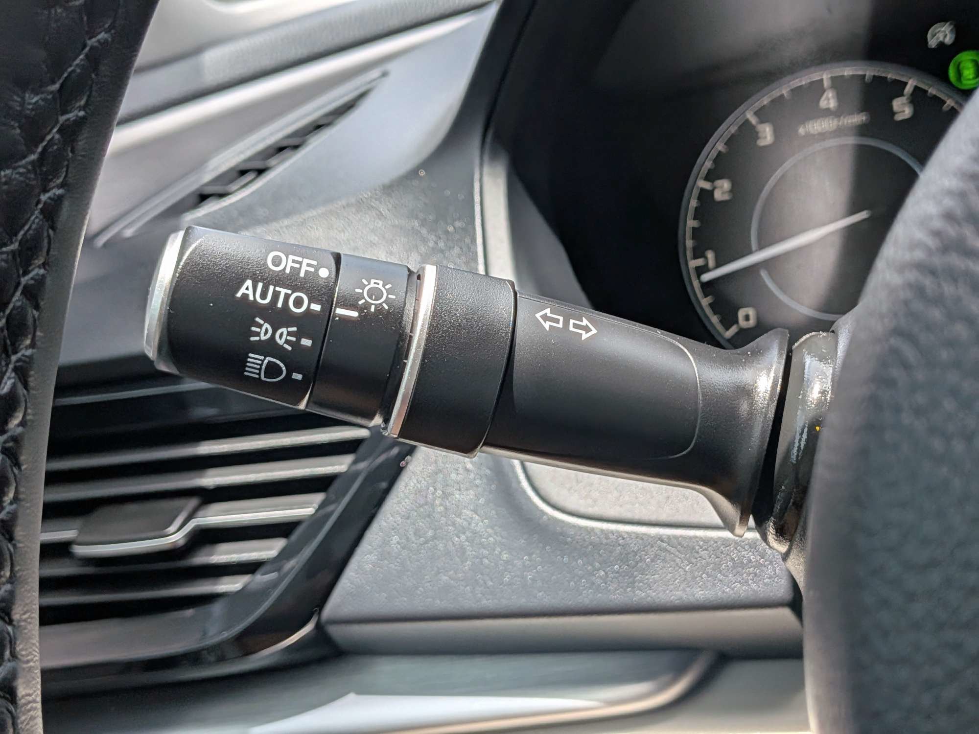 Certified Used 2026 Platinum White Pearl Acura Technology Package image 63