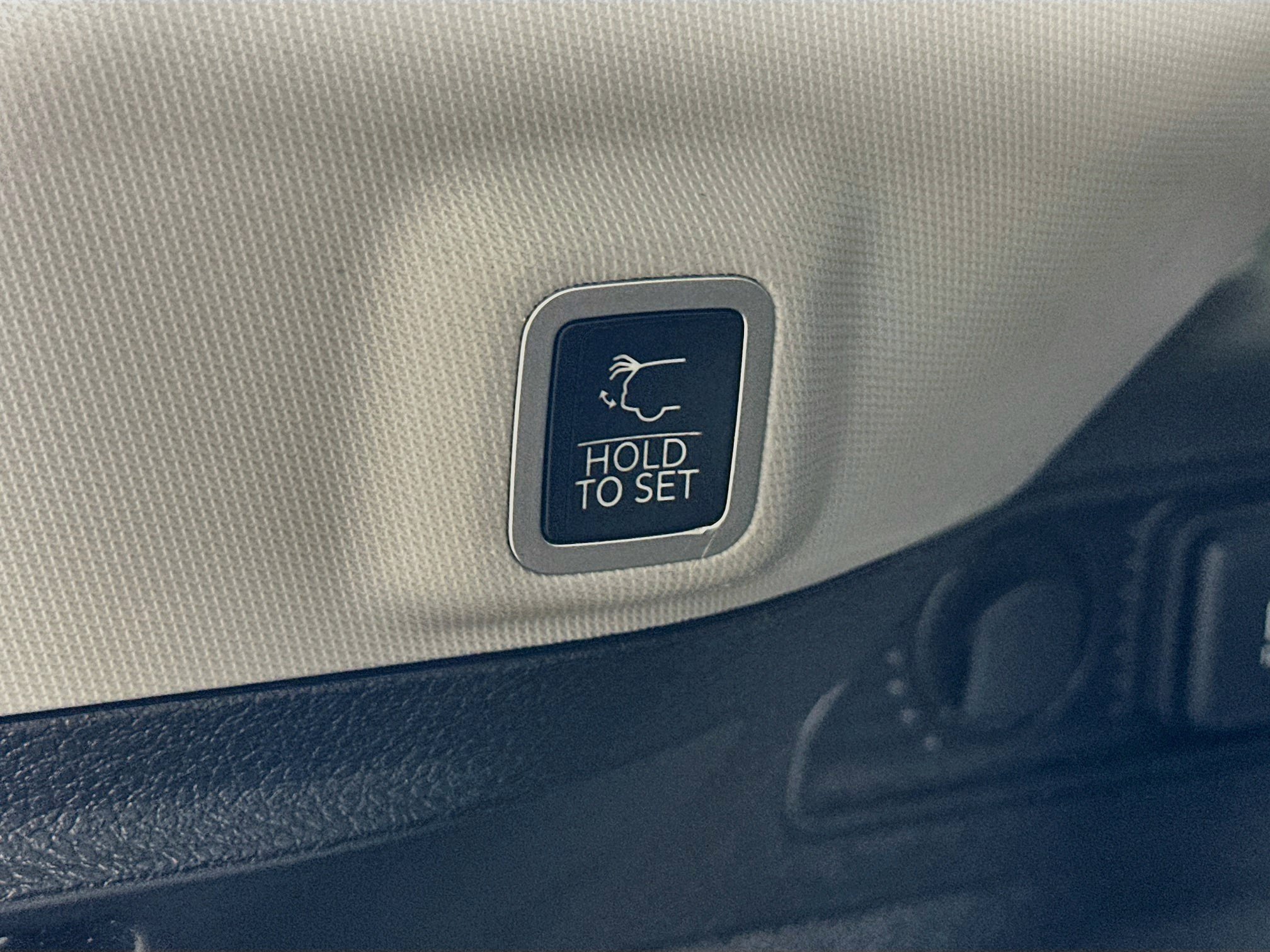 Used 2023 Bright White Clearcoat Jeep Limited image 35