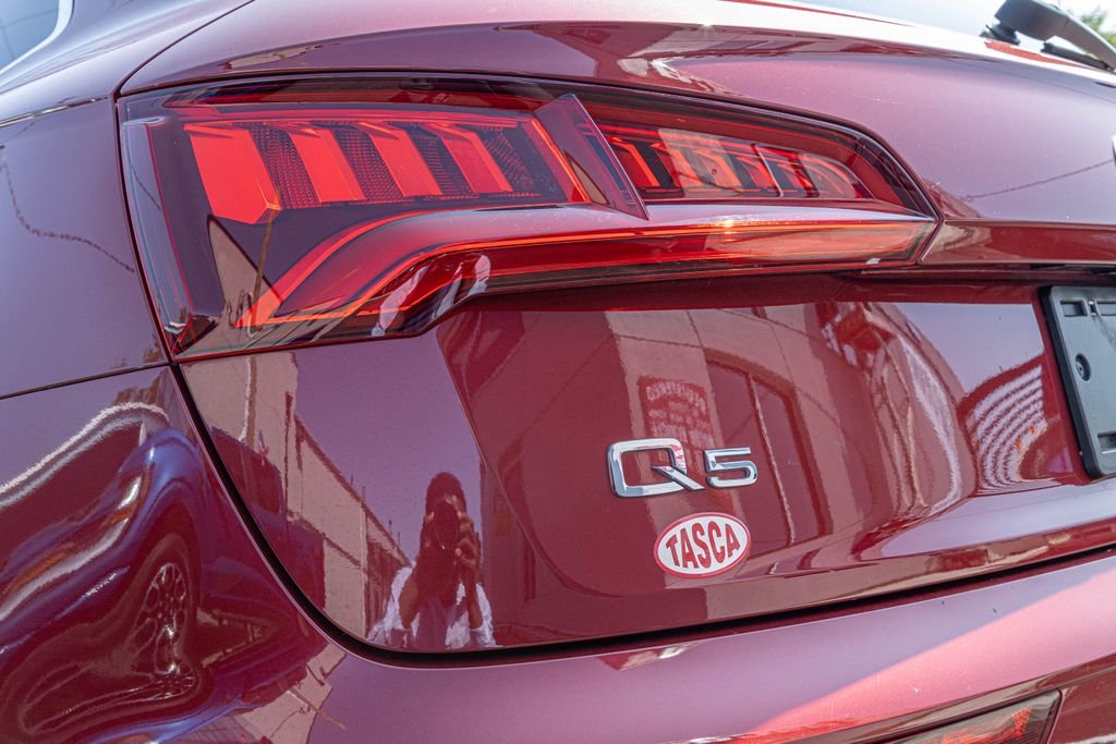 Used 2020  Audi 45 Premium image 12