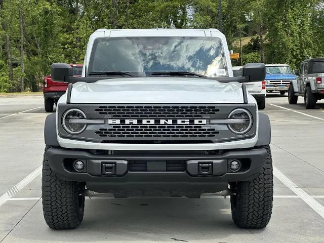 New 2026 Oxford White Ford Badlands® image 16
