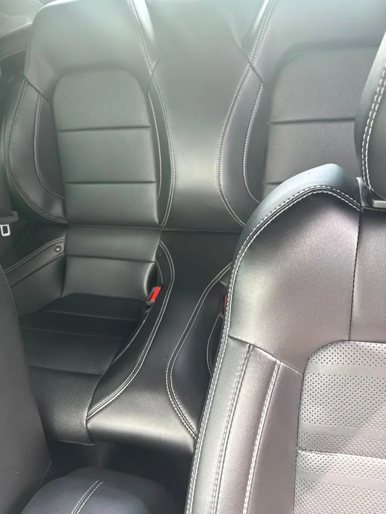 Used 2022  Ford GT Premium image 12