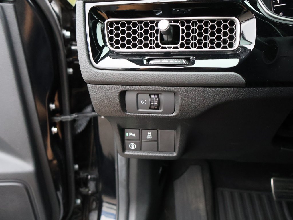 Used 2024  Honda Sport Touring image 30