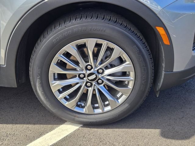 Used 2025 Silver Cadillac Premium Luxury image 11