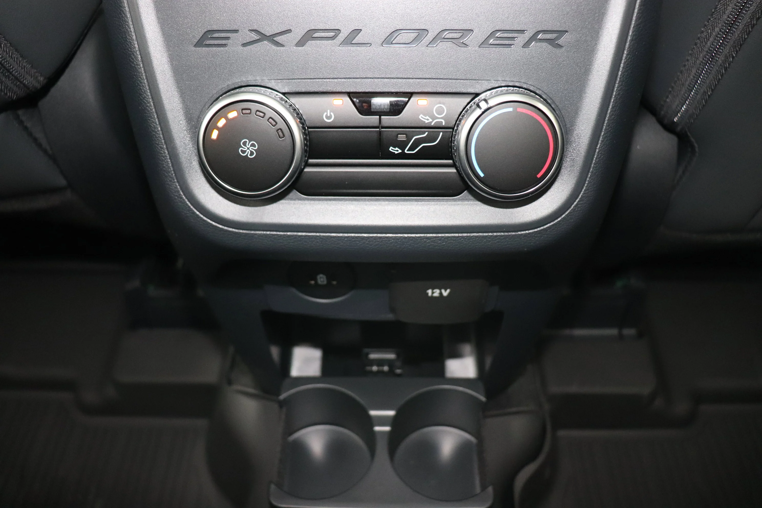 New 2026 AGATE BLACK Ford Active w/200A Pkg image 21