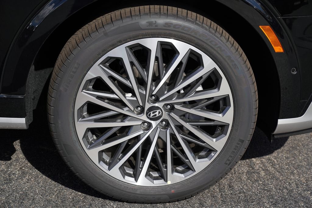 New 2026 Abyss Black Pearl Hyundai Calligraphy image 40