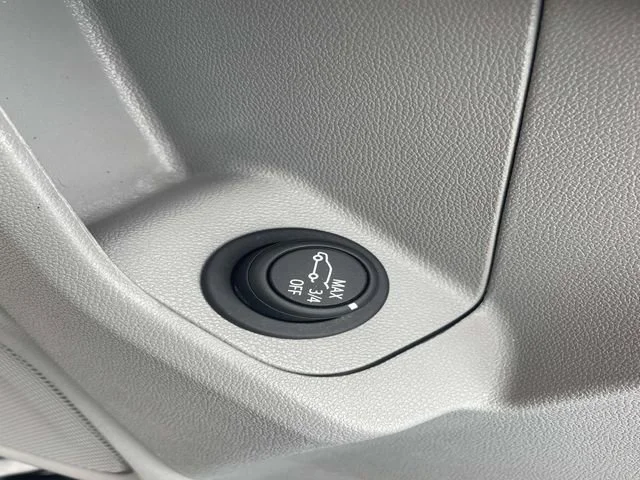 2024 GMC Terrain SLT - Photo 14