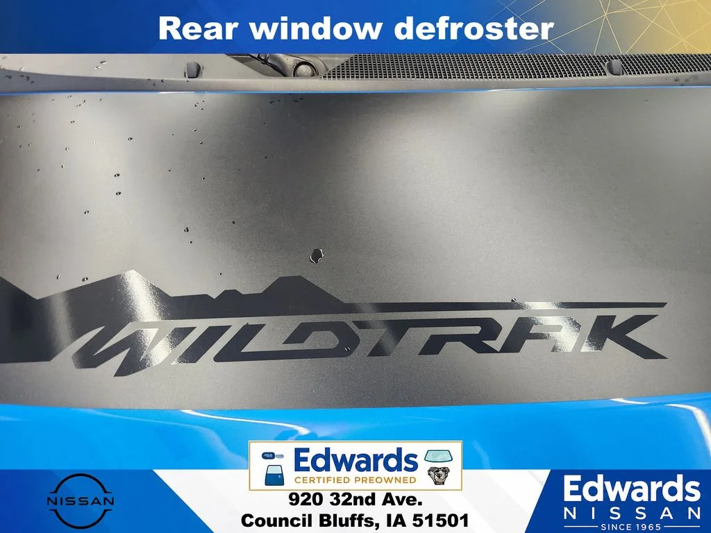 Used 2021 Blue Ford Wildtrak image 12