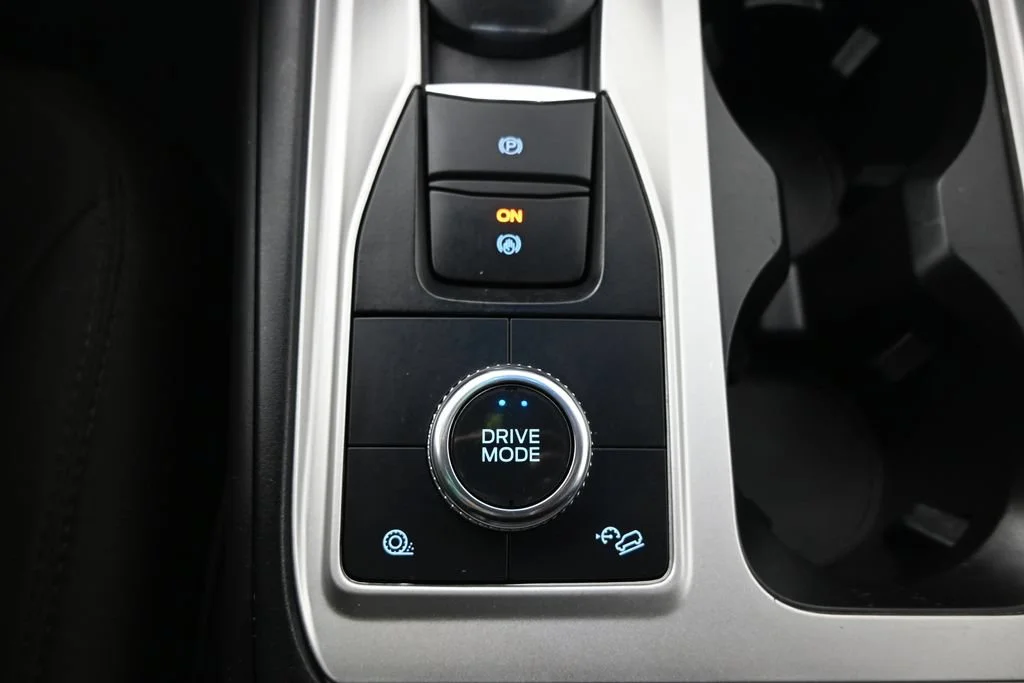 Used 2023 Black Ford XLT image 32