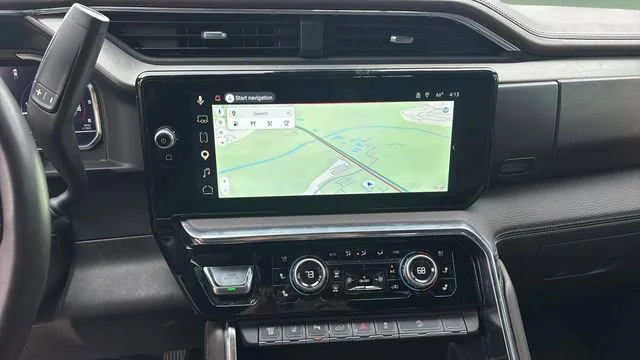 Used 2025 Sterling Metallic GMC Denali image 23
