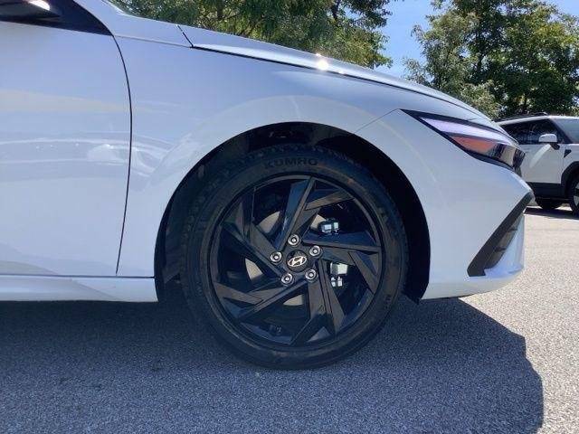 New 2026 White Hyundai SEL Sport image 33