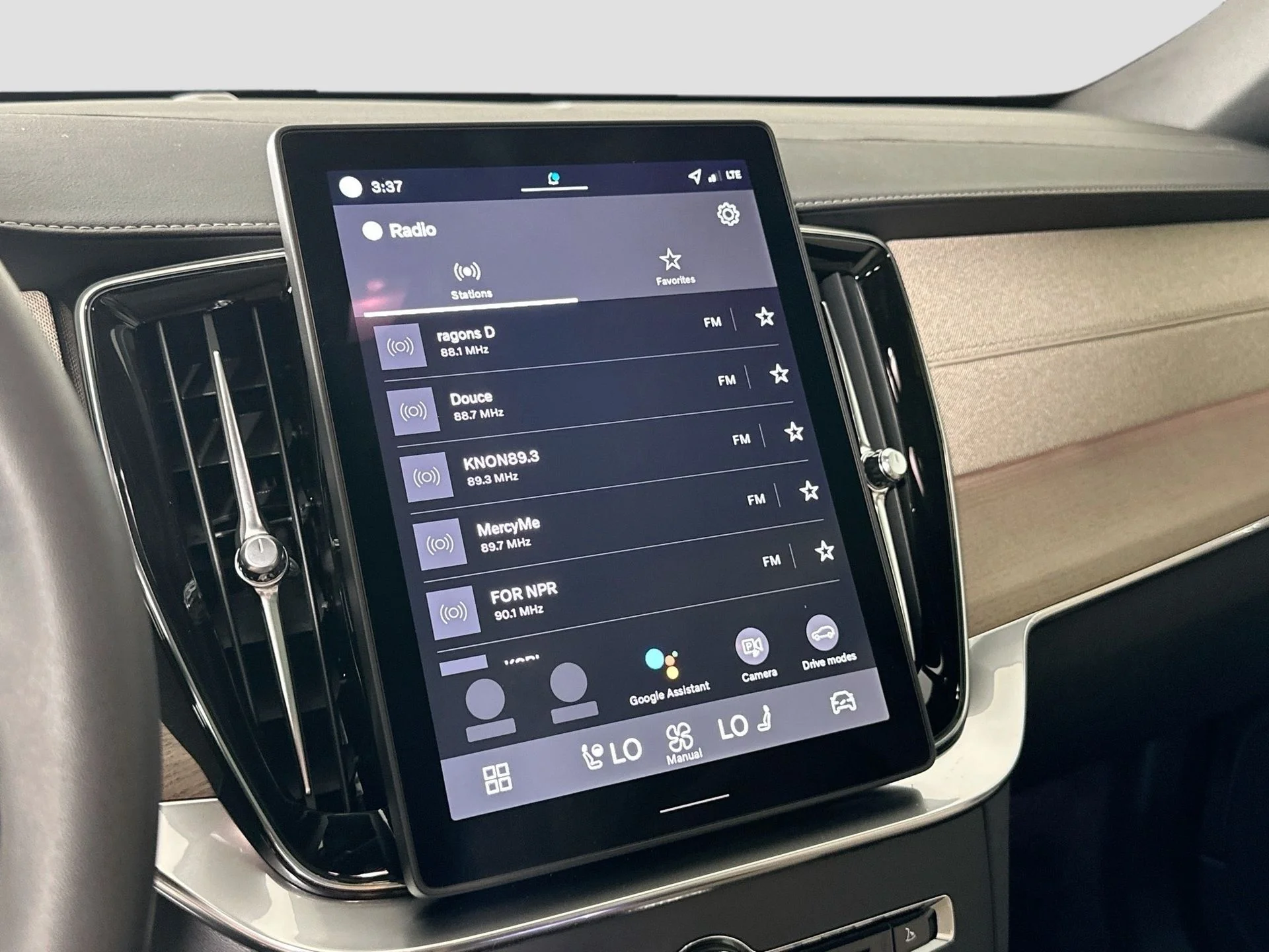 2026 Volvo XC90 Core - Photo 14