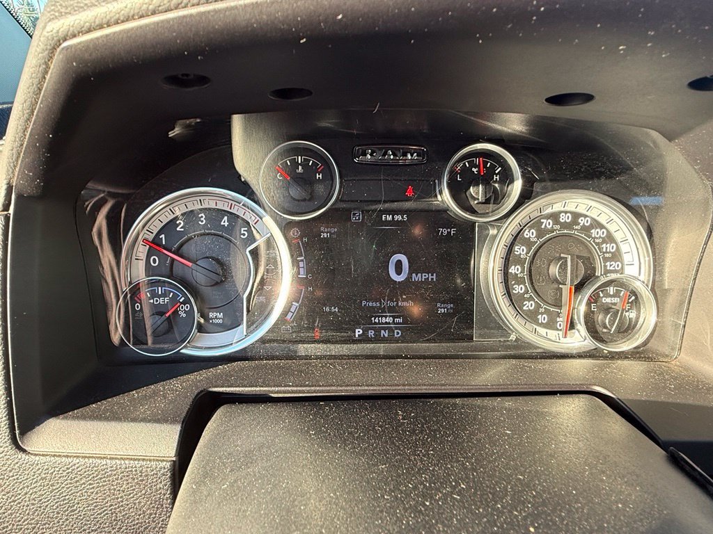 Used 2015 Brilliant Black Crystal Pearlcoat Ram Laramie image 13