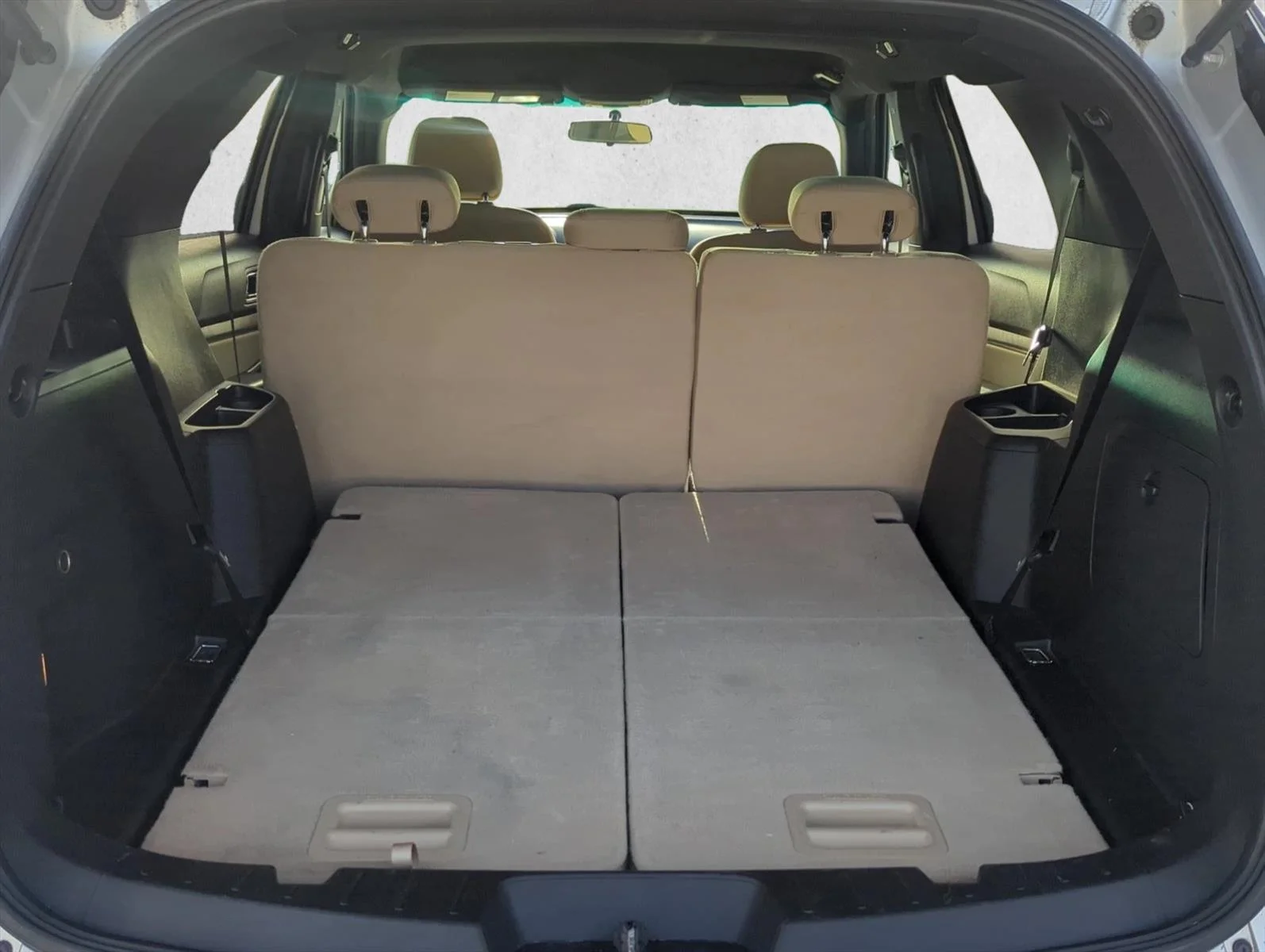 Used 2017 Ingot Silver Metallic Ford Base image 22