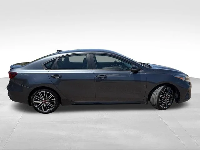 Used 2022 Gray Kia GT image 6