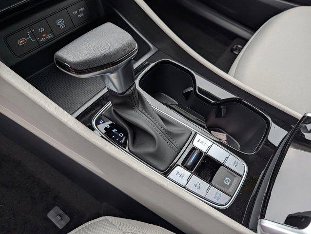 New 2026 Shimmering Silver Hyundai SEL image 14
