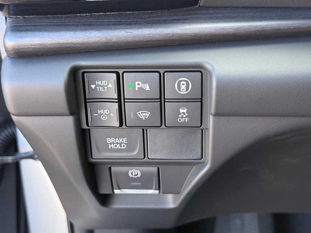 New 2026 Solar Silver Metallic Acura Advance Package image 25