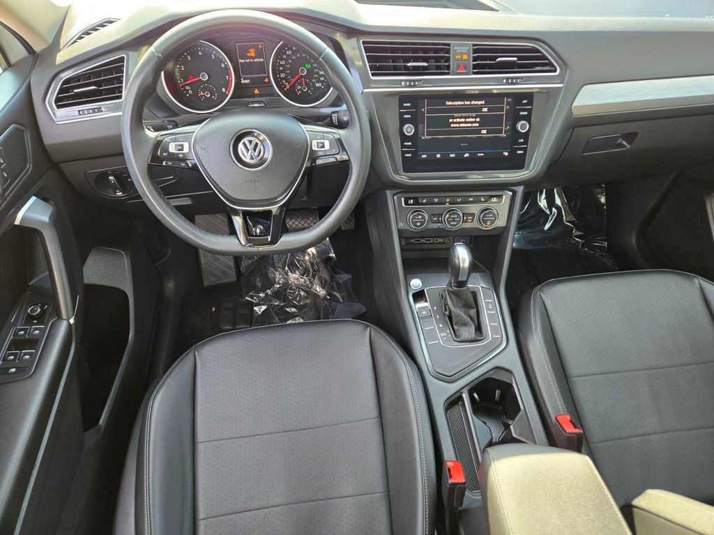 2020 Volkswagen Tiguan SE - Photo 12