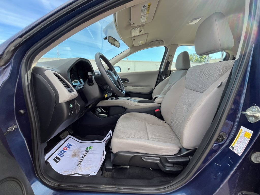2017 Honda HR-V LX - Photo 21