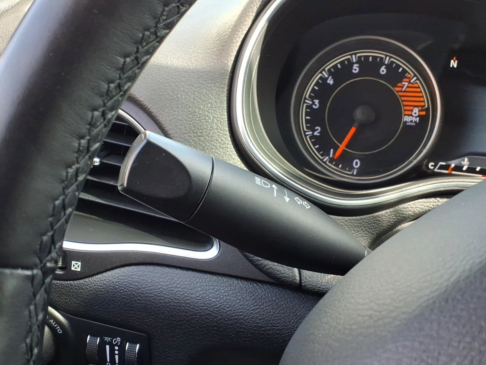 Used 2019 Hydro Blue Pearlcoat Jeep Trailhawk image 31