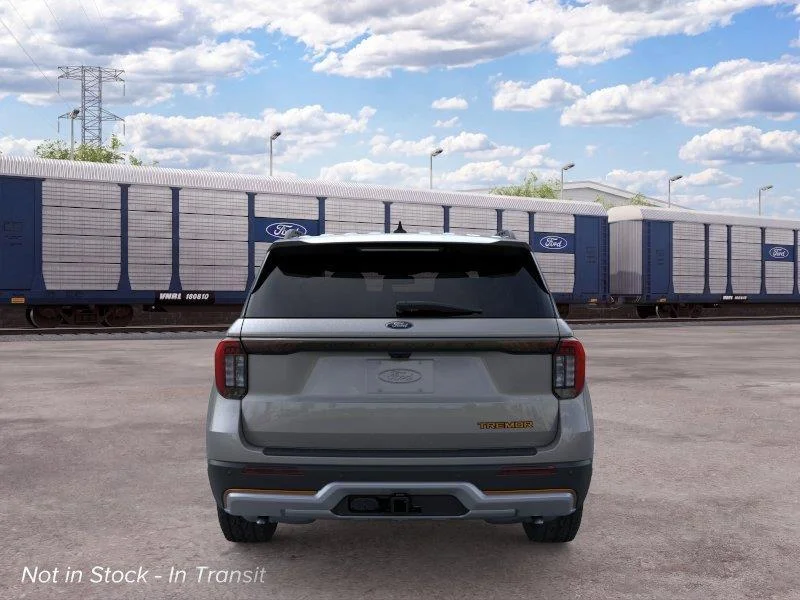 New 2026 Carbonized Gray Metallic Ford Tremor® image 5